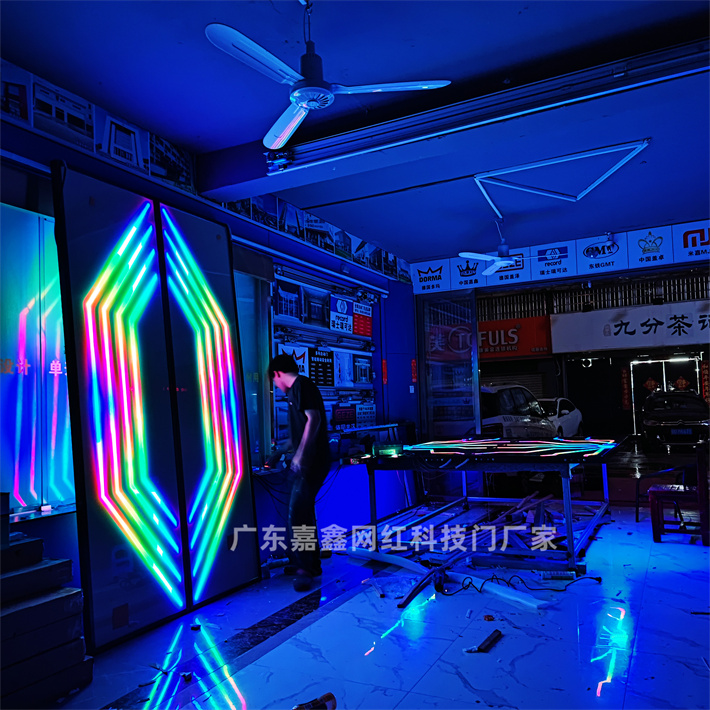 齐齐哈尔市 嘉鑫网红门.jpg
