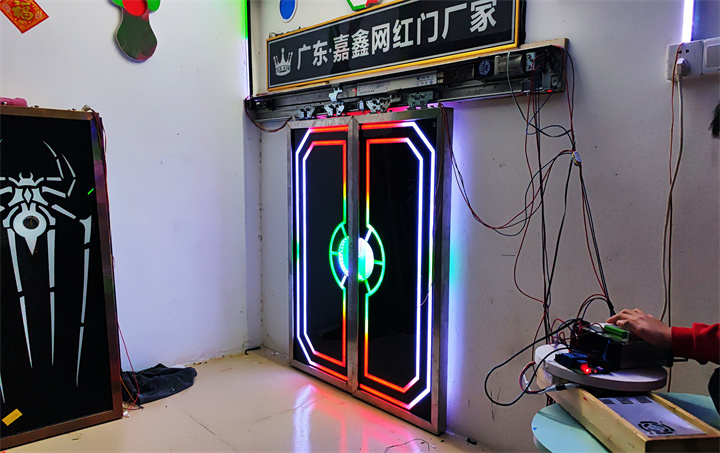 幻彩触摸灯光门