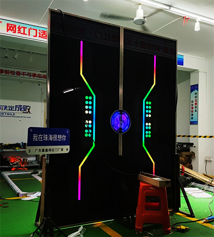 酒吧科技自动门