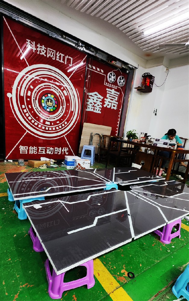 手掌感应门或网红科技门