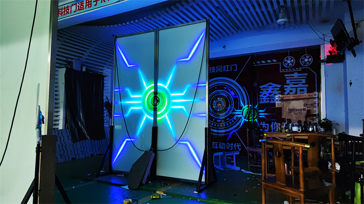 电竞酒店掌纹感应网红门