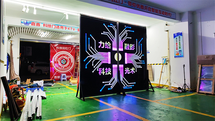 科技暗门,手掌纹感应平移门