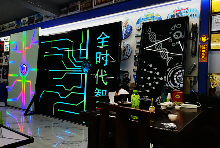 网红触摸感应门定制