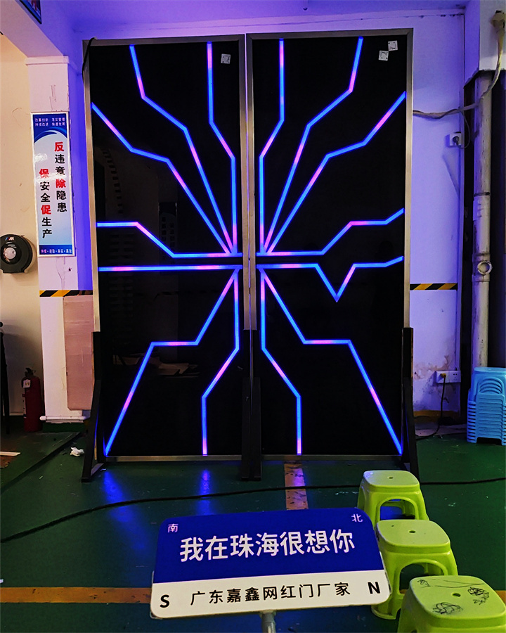 夜店网红门定制