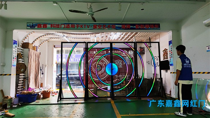 透明玻璃网红门