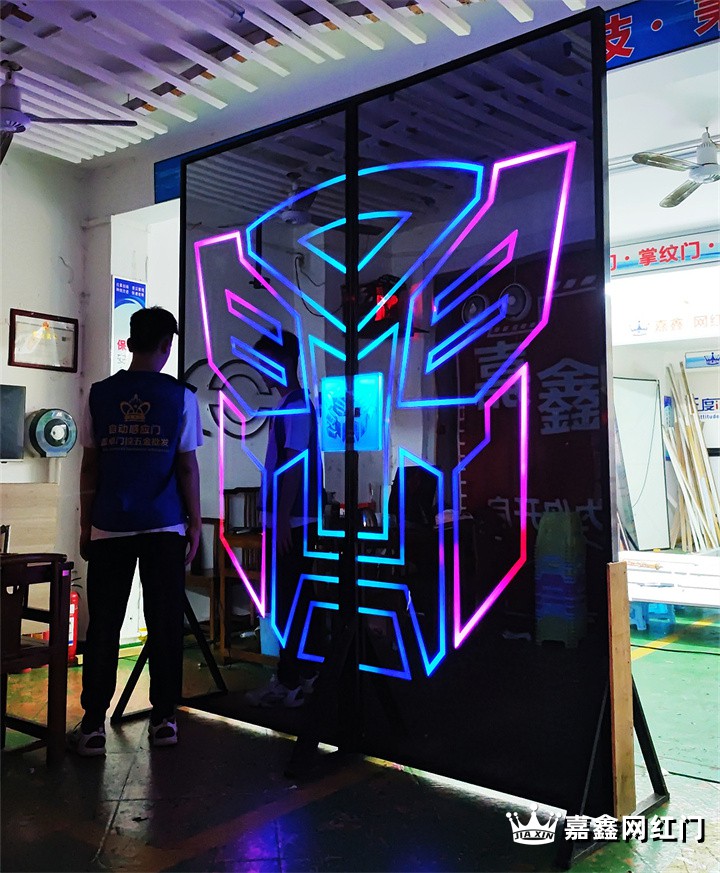科技手按自动门 手掌纹感应平移门