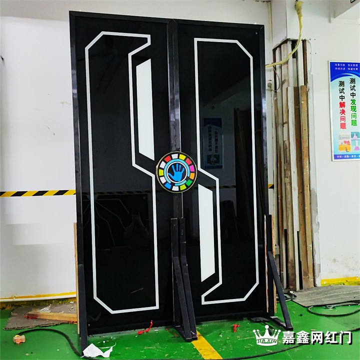 网红店铺门 手掌解锁门