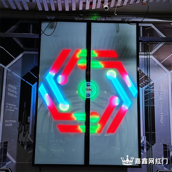 手掌触摸门