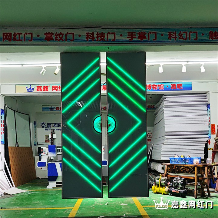 科技网红自动感应门